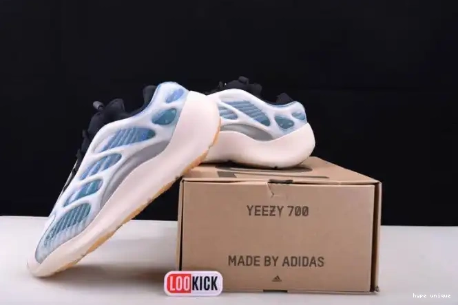 hype 700 ADIDAS GY0260 YEEZY V3 0528